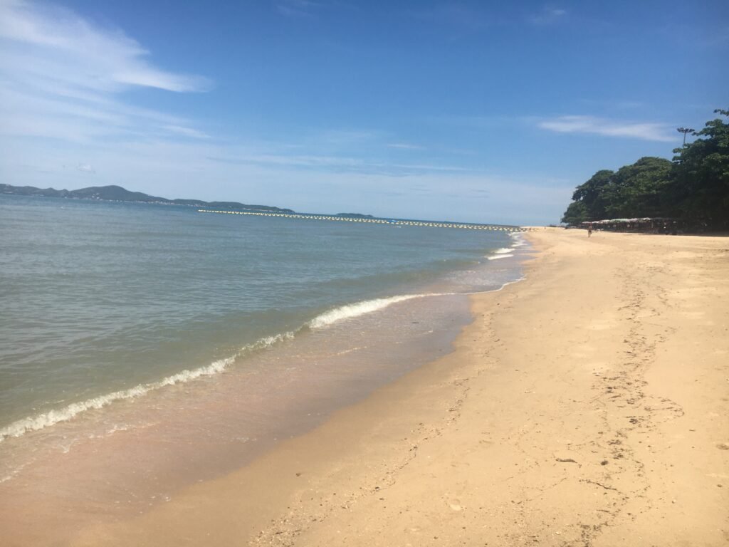 Dongtan Beach - Between Jomtien and Pattaya