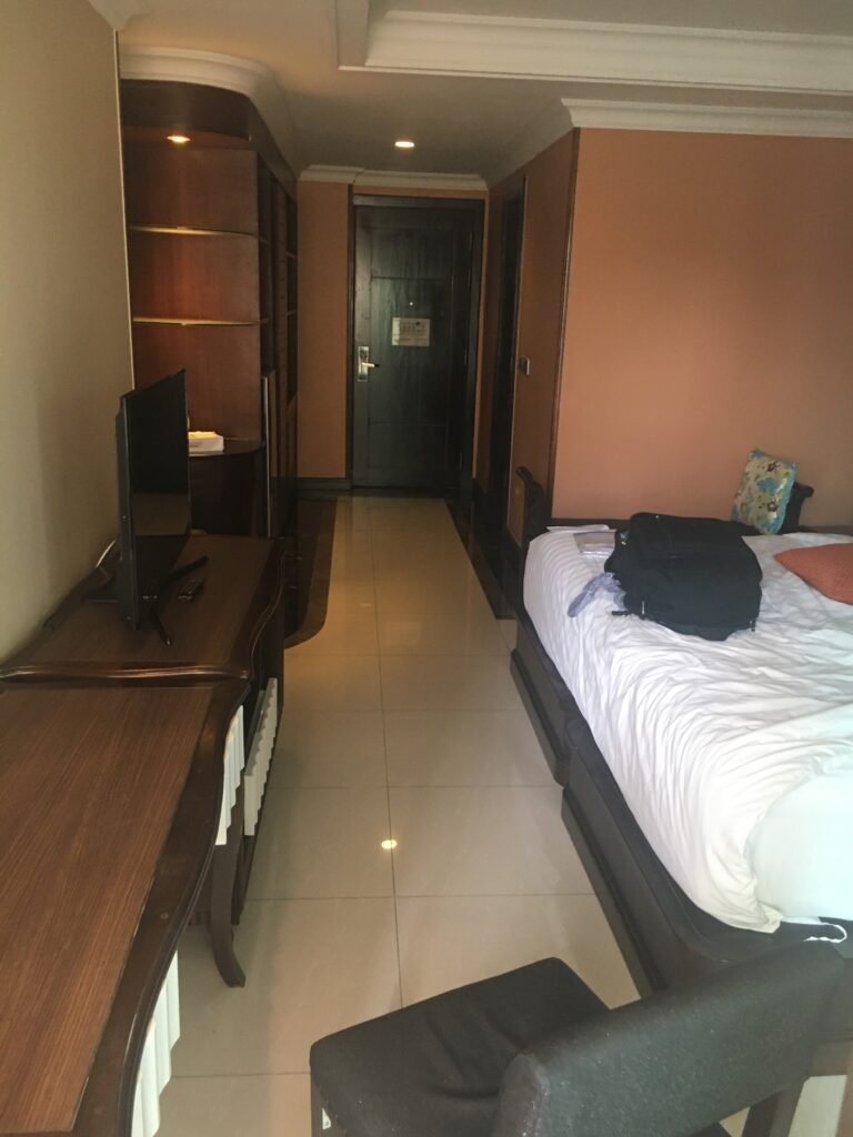 March Hotel - Deluxe Room (basic room)