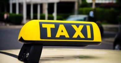 Taxi sign