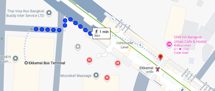 Walk from Ekkamai Bus Terminal to Ekkamai BTS Station